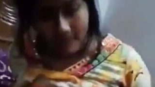 Tonton Video Panas Cewek Bangladesh Telanjang Bikin Makin Pengen