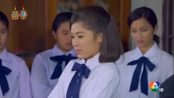 Cewek Asia Korea Jepang Dicambuk Di Pantat, Bikin Basah Dan Makin Liar.