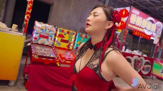 Gadis Tionghoa Mio Digoyang Habis-habisan Di Pasar Malam.