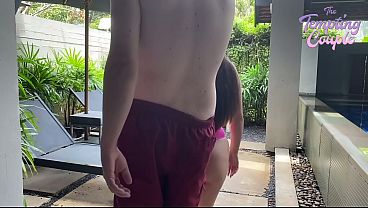 Gadis Thailand Menggoda Bawa Kembali Klien Bule Dengan Kontol Besar Untuk Oral, Bercinta, Dan Squirting!