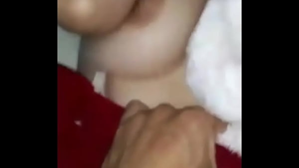 Bokep Indo Ngentot Di Rumah Mertua Bikin Gugup, Mulus Sampai Keluar