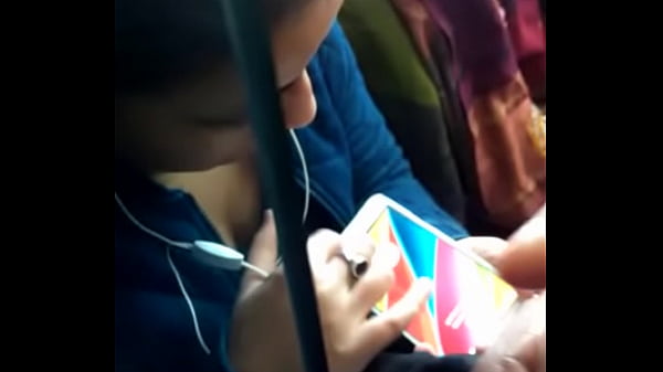 Desi Bhabhi Yang Bikin Makin Greget, Basah Kuyup Pengen Digituin