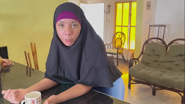 Menipu Ibu Tiri Muslim Arab Dengan Jilbabnya, Bikin Panas Dan Basah