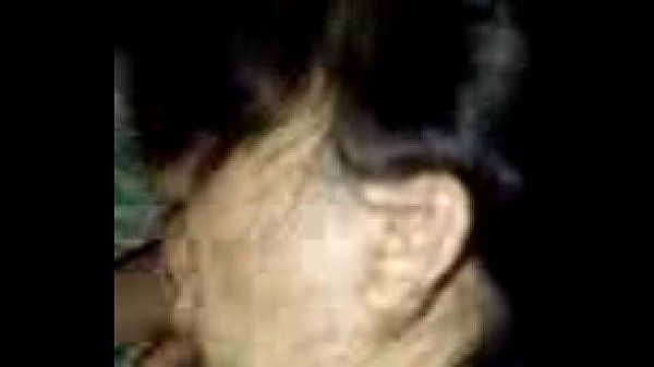 Pasangan India Modern Yang Imut Memberikan Blowjob Dengan Gaya Panas