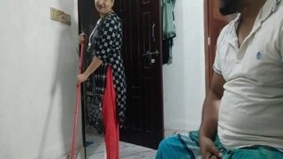 Istri Montok Bantu Suami Ngocok, Ngewe Pasutri Desi Bikin Makin Panas