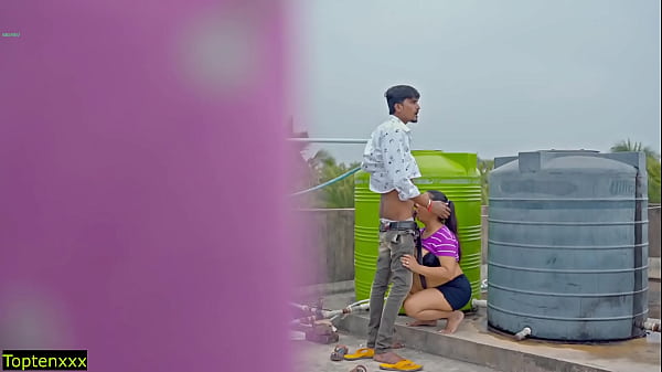 Ngentot Panas Di Atap! Tolong Jangan Masukin Dalem Memek