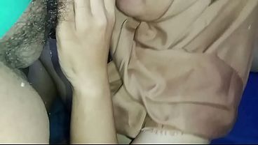 Istri Teman Minta Digenjot, Siap Main Bareng Si Jago Jilmek