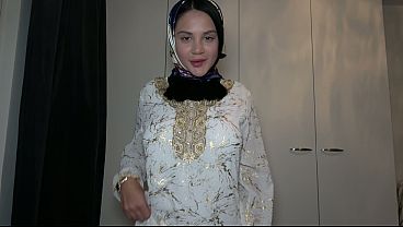 Pov – Ngewein Adik Tiri Muslimah Berhijab, Romantis Tapi Nakal Banget