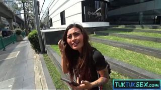 Payudara Montok Tubuh Mungil, Janda Thailand Nakal Main Seru Sama Bule.