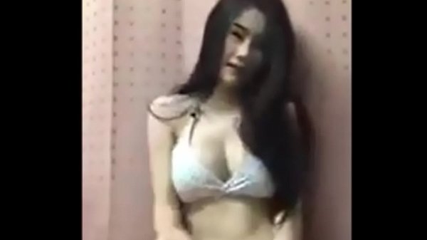 Asiática Goyang Panas Di Live Stream Fb, Bikin Nagih