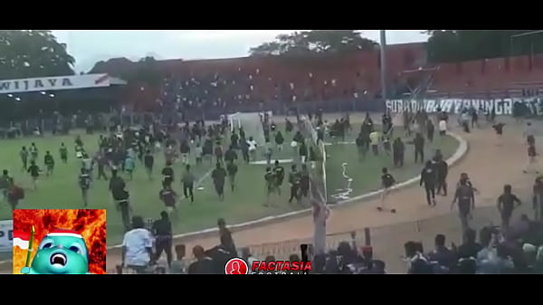 Budaya Baku Hantam Versi Suporter Indonesia, Bikin Mulus Tapi Nggak Pake Lembut