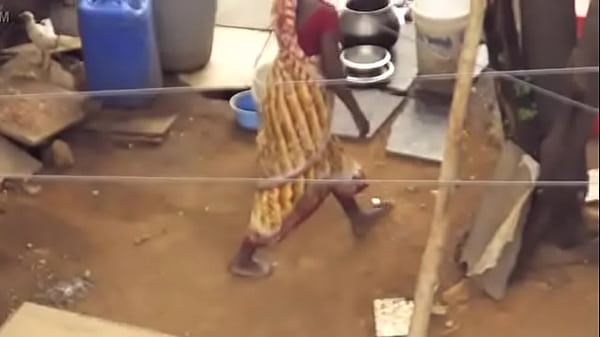 Desi Berdiri Ngocok Dan Pipis Panas