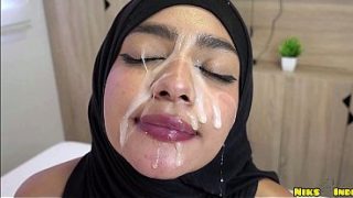 Ngencengin Cewek Jilbab Abg Sampe Crot Bejibun