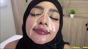 Ngencengin Cewek Jilbab Abg Sampe Crot Bejibun
