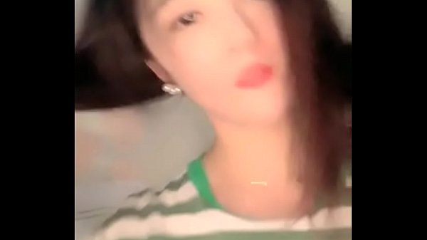 Cewek China Imut Coli Depan Kamera