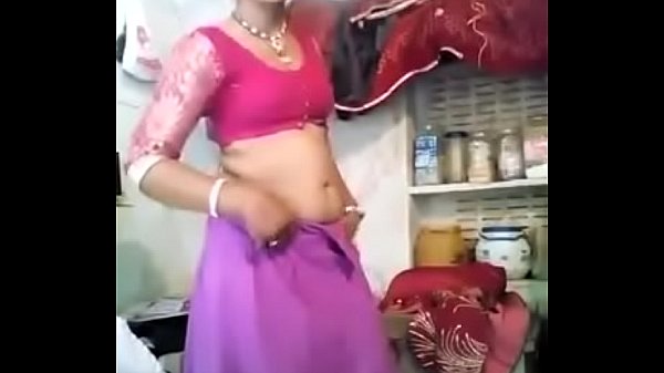 Desi Bhabi, Mampus Lu Liat Gerak-geriknya Bikin Ngilu Di Dalem