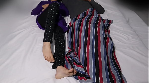 Bos Istri Telanjang Bulat Begitu Liat Kontol Hitam Gede Sopir