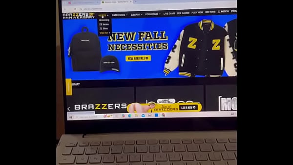 Film Paling Laris Di Brazzers Tahun Lalu, Bikin Keluar Air Liur Saking Panasnya!!