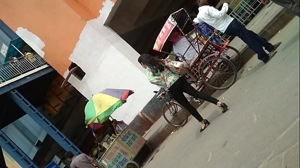 Desi Cewek Bikin Makin Pengen