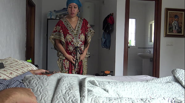 Pembantu Hotel Turki Kaget Pas Tamu Nawarin 25 Lira Buat Ngewein Kontol Gede