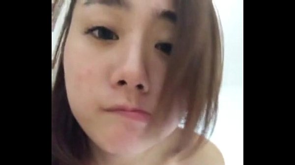 Dibuka Paksa, Jepitan Klip Panas Nempel Di Kulit Basah—satu Sentakan, Semua Rahasia Keluar.