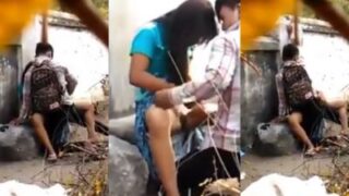 Cewek Kuliahan Nepal Digebrak Di Luar Sama Pacarnya, Bikin Basah Semua.