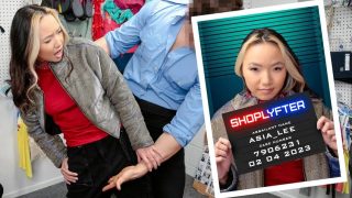 Ngebut Di Toko, Jaket Nyangkut, Asia Lee Kena Grebek Pas Colong