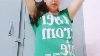 Video Aunty Chandigarh Telanjang Gaya Selfie, Bikin Ngiler Banget.