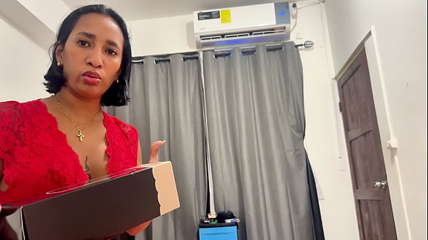 Ibu Tiri Montok Leyne Rodriguez Ngepet Dan Digenjot Habis-habisan Sama Anak Tiri Yang Horny