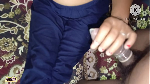 Tante Tiri Sama Ponakan Ngewe Di Ranjang
