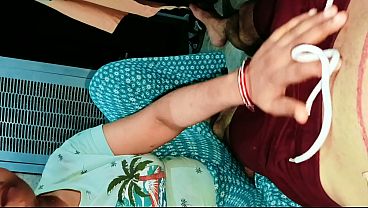 Desi Bhabhi Ketat, Suara Desah Basah Dalam Hindi, Ngewe Sambil Loncat-loncat Di Kontol Gede Sampai Crot.