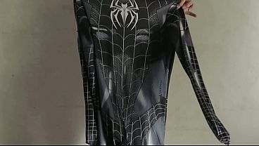 Ngentotin Cewek Cosplay Spiderman Item Sampe Muncrat Di Memek Berkali-kali – Bokep Indo Paling Anyar