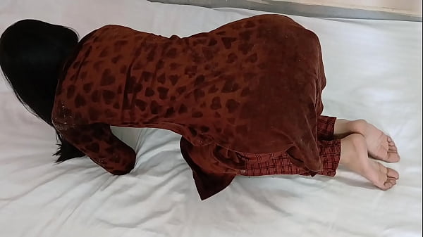 Teman Cewek Lagi Ngentot Sama Ibunya