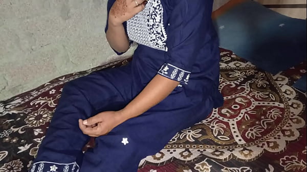 Tonton Video Mesum Kakak Tiri Cewek Desi India