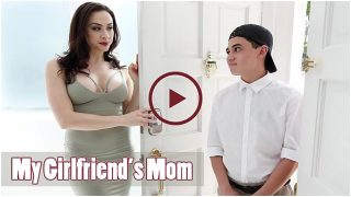 Ibu Tiri Seksi Chanel Preston Ngentot Pacar Anak Perempuannya.