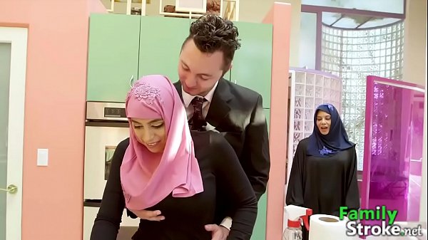 Anak Tiri Arab Ngentot Kontol Kakak Tiri Sampai Muncrat
