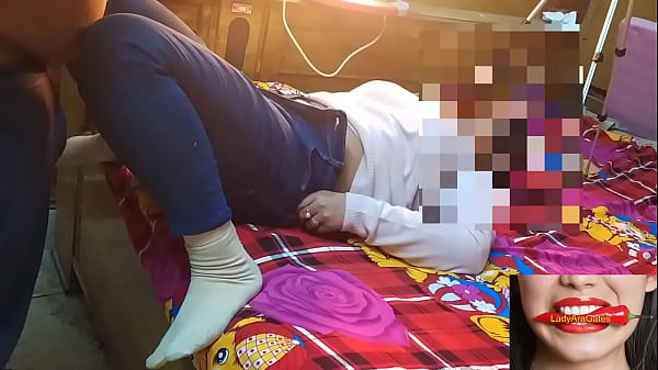 Cewek India Muda Lagi Digenjot, Suara Desahnya Bikin Makin Tegang!