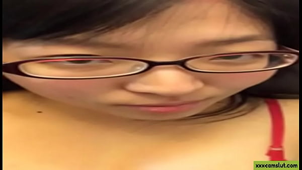 Nonton Langsung Cewek Asia Bugil Goyang-goyang Di Webcam, Video Mesum Bikin Makin Tegang!