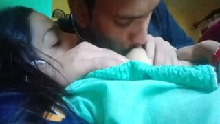 Hisap Tetek Bini Kawan Yang Seksi Dan Melayu