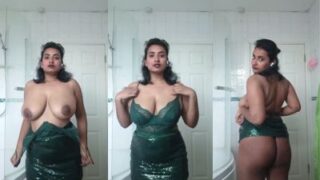 Wanita Tamil Telanjang Buka Baju, Pamer Tetek Gede Dan Pantat Montok.