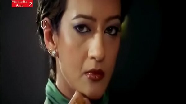 Pembantu India Lagi Bengong, Pinggul Digoyang-goyang Sambil Ngeliatin Kontol Lo Tegang.