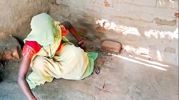 Desi Sexy Shari Dibuka, Kontol Keras Nembus Memek Sambil Ngeres Di Desa, Bini Kampung Pake Baju Seksi Full Anal Sex, Web Series Hindi.