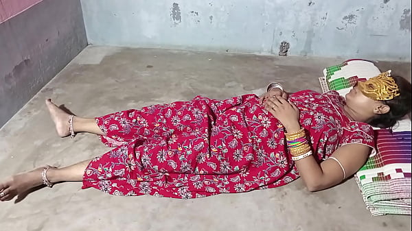Adik Cewek Lagi Tidur Nyenyak, Tiba-tiba Dikocok Tanpa Sadar