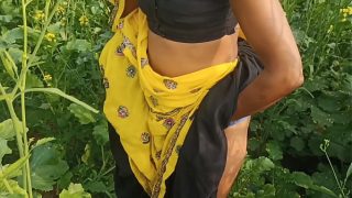 Sarson Ke Khet Mein Gayi Mamta Ko Husband Ne Mauka Pakad Ke Jordaar Chudai Ki, Saaf Awaaz Mein Outdoor.