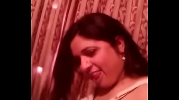 Orang India Itu Bikin Basah, Kontolku Langsung Berdiri Lihat Gerakan Liarnya.