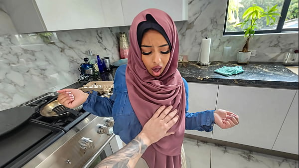 Istri Hijab Panas Ingin Selamatkan Pernikahan Dengan Belajar Ngewe Mulut Dan Bicara Kotor