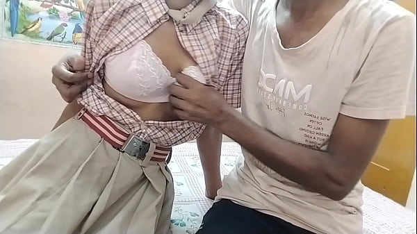 Desi Cewek India Imut Seragam Sekolah Sange