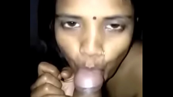 Desi Istri Baru Siap Digenjot Malam Pertama